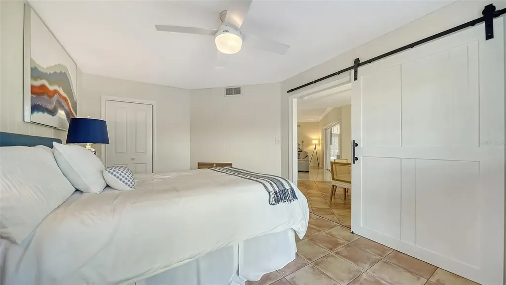 1718 Caribbean Drive Sarasota FL 34231