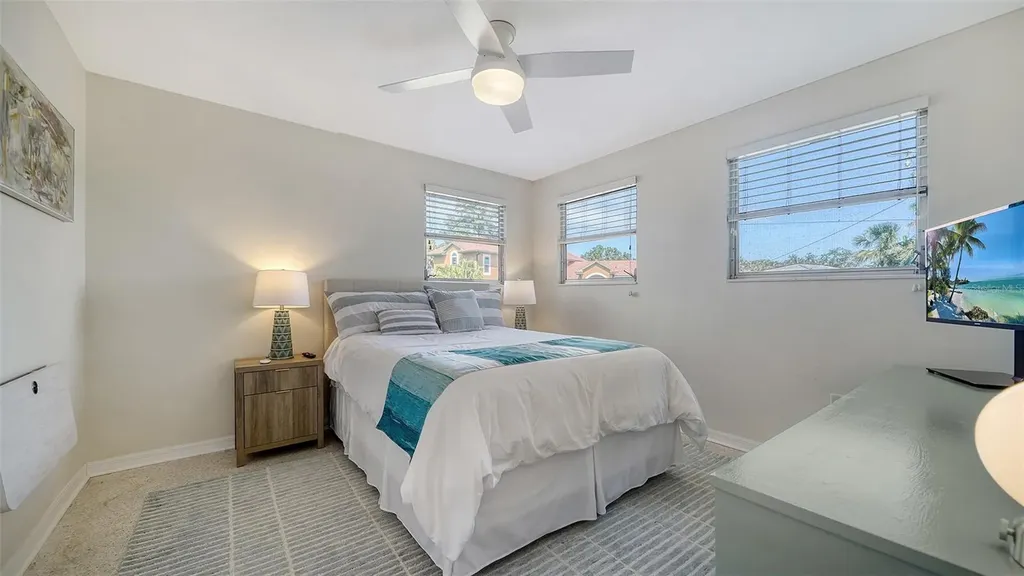 1718 Caribbean Drive Sarasota FL 34231