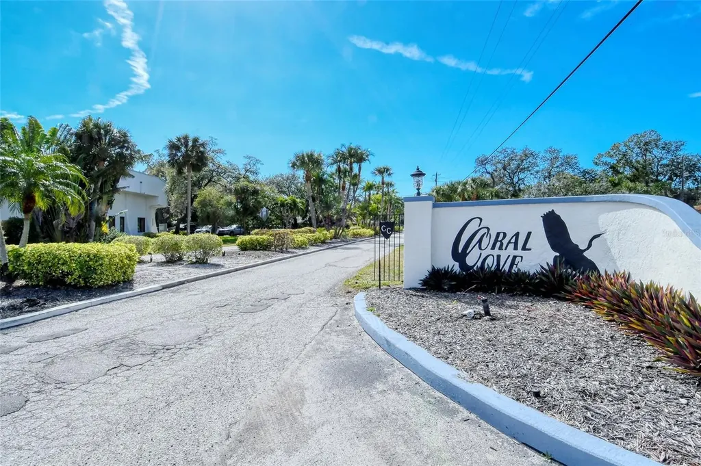 1718 Caribbean Drive Sarasota FL 34231