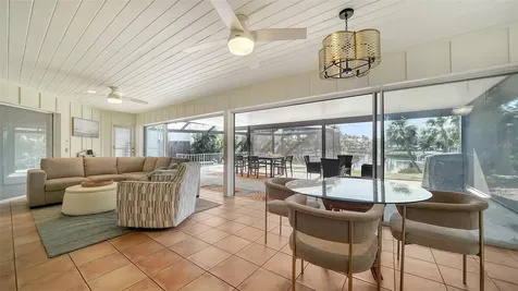 1718 Caribbean Drive Sarasota FL 34231