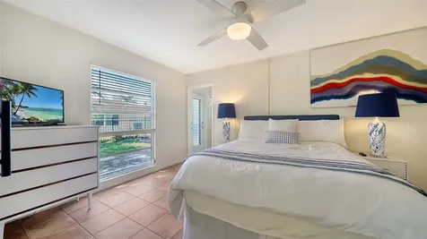 1718 Caribbean Drive Sarasota FL 34231