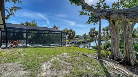 1718 Caribbean Drive Sarasota FL 34231