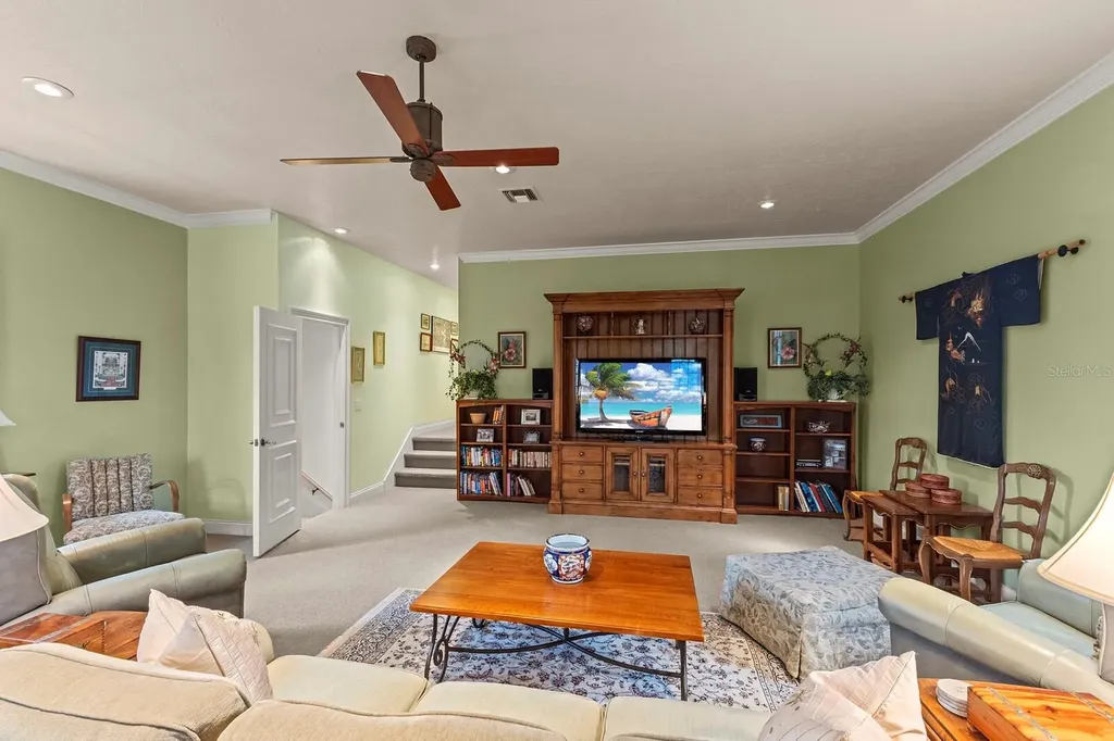 4871 Hoyer Drive Sarasota FL 34241