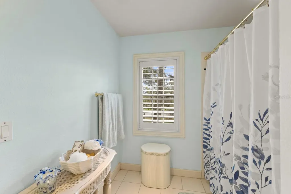 4871 Hoyer Drive Sarasota FL 34241