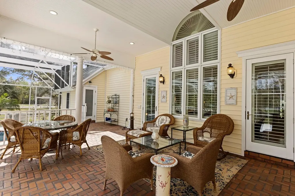 4871 Hoyer Drive Sarasota FL 34241