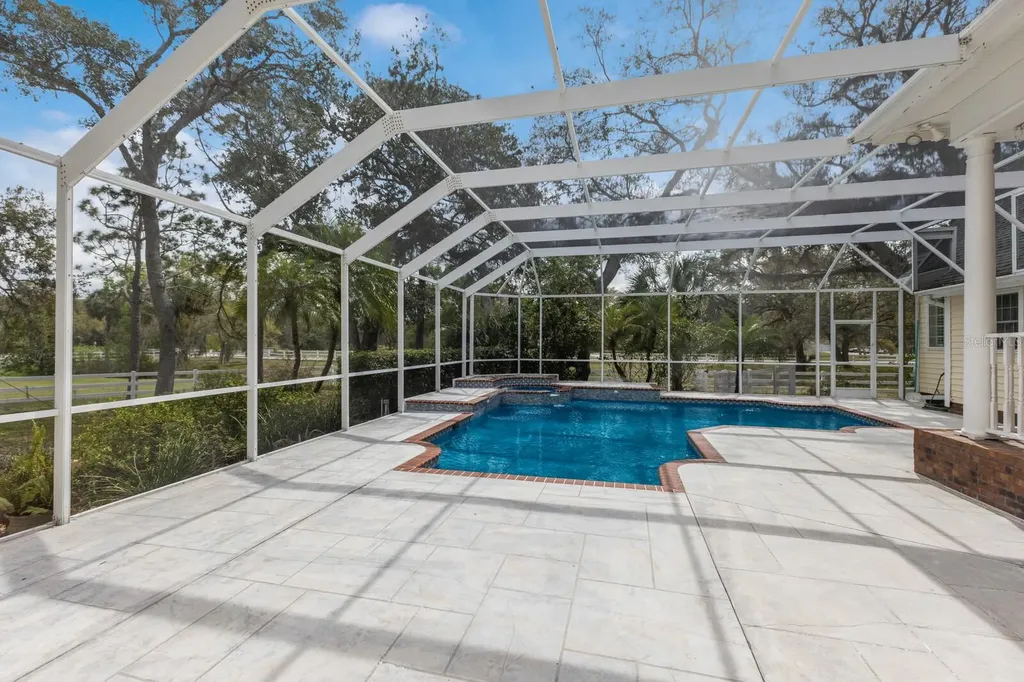 4871 Hoyer Drive Sarasota FL 34241