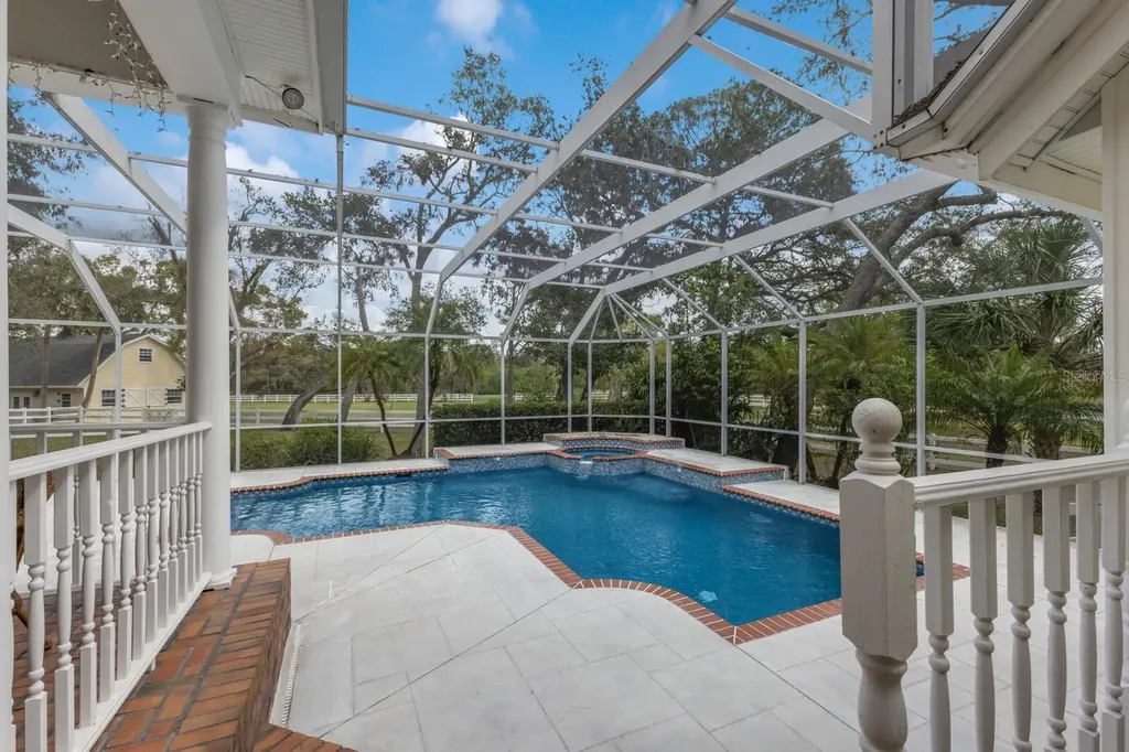 4871 Hoyer Drive Sarasota FL 34241