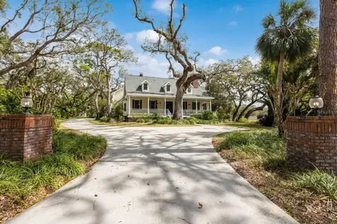 4871 Hoyer Drive Sarasota FL 34241