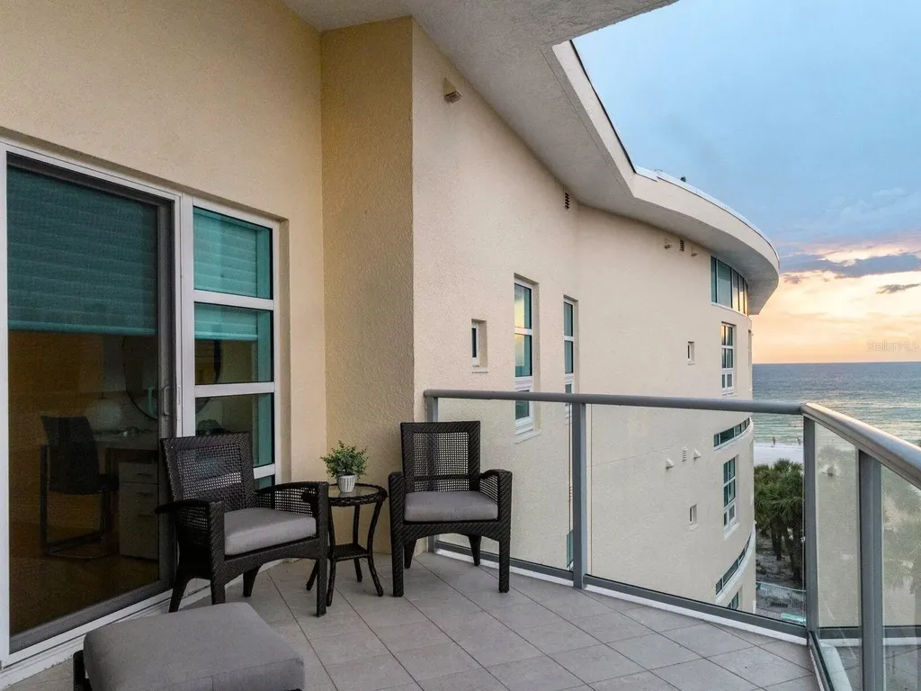6512 Midnight Pass Road Sarasota FL 34242