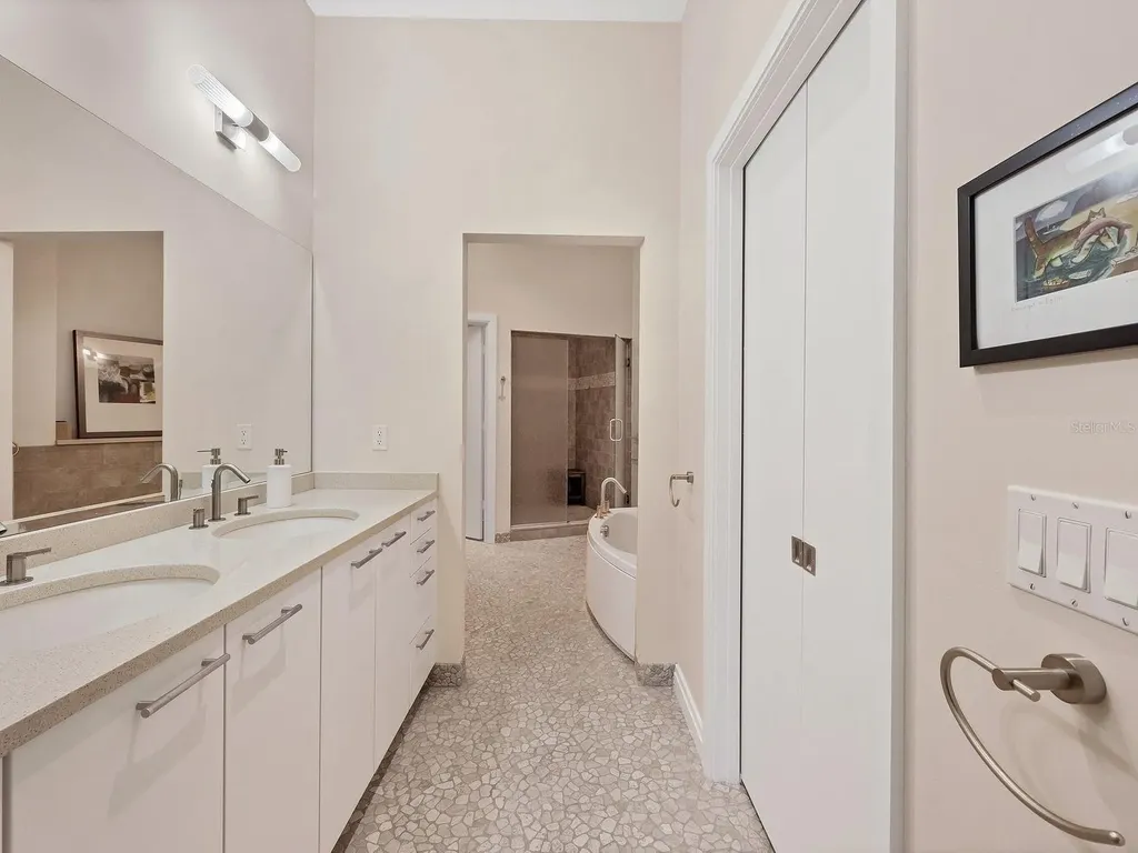 6512 Midnight Pass Road Sarasota FL 34242