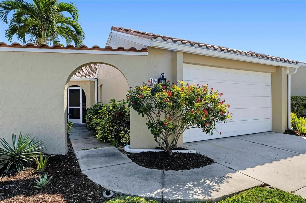 2645 W Marion Avenue Punta Gorda FL 33950