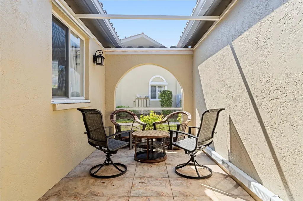 2645 W Marion Avenue Punta Gorda FL 33950