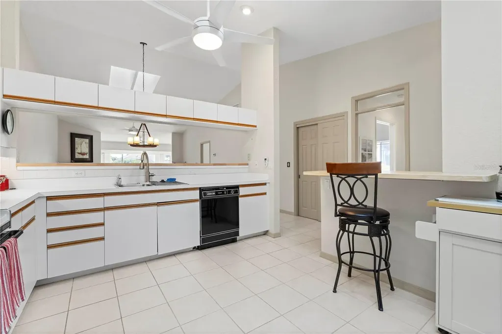 2645 W Marion Avenue Punta Gorda FL 33950