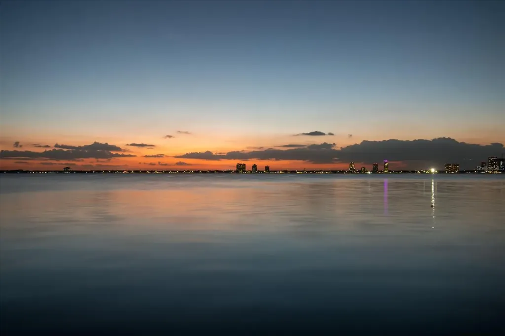 594 Riviera Drive Tampa FL 33606
