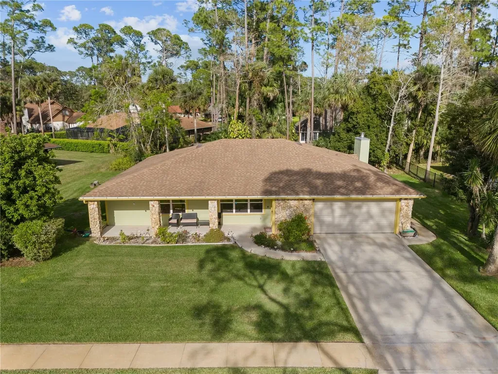 109 Sweetwater Oaks Lane Daytona Beach FL 32114