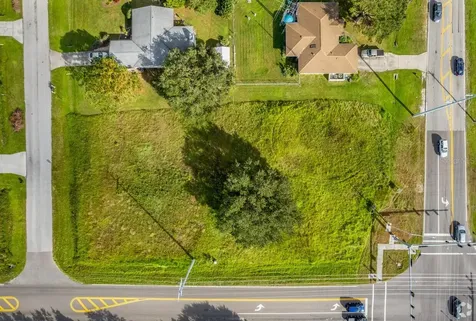 6910 36th Avenue E Palmetto FL 34221