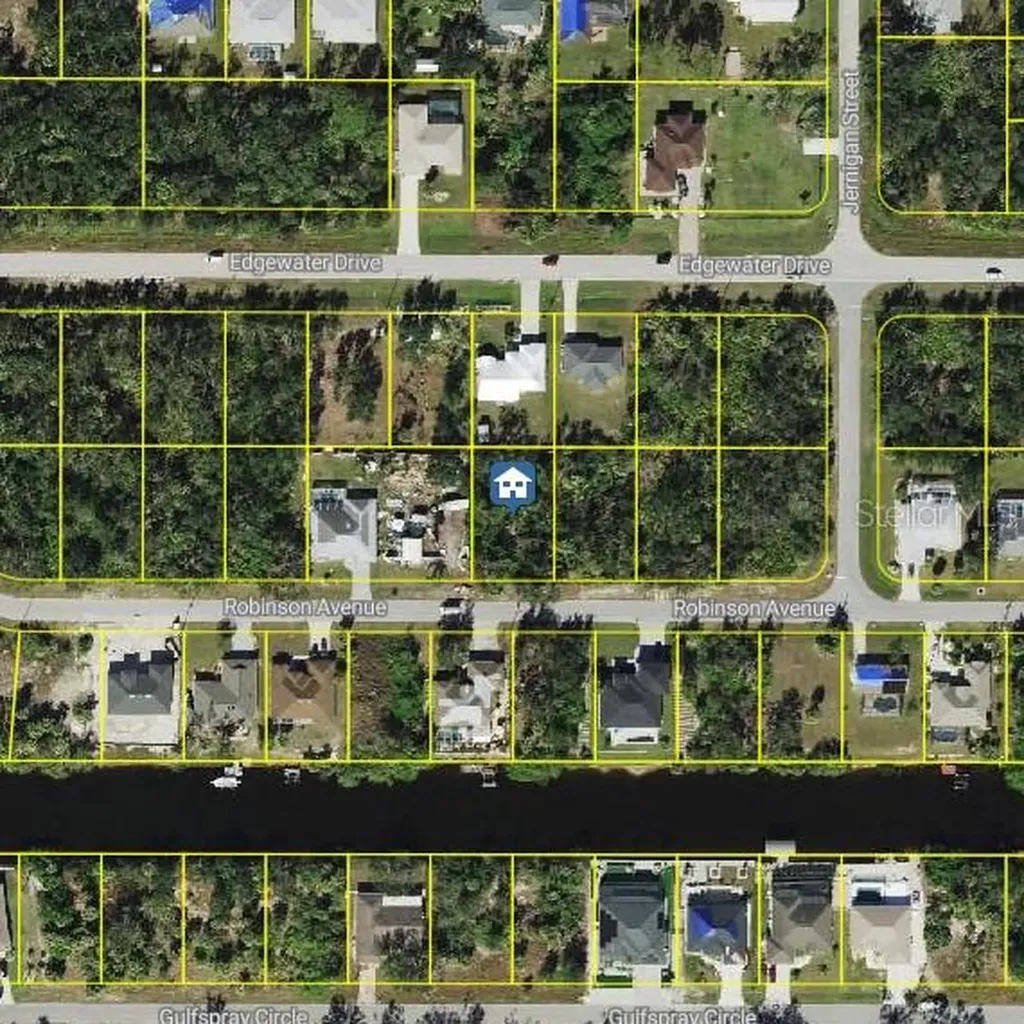 17368 Robinson Avenue Port Charlotte FL 33948