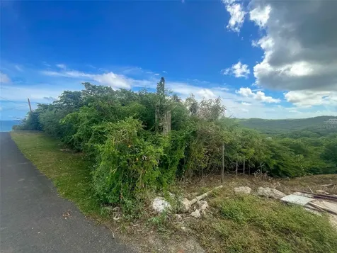 154 Calle Bastimiento Vieques PR 00765