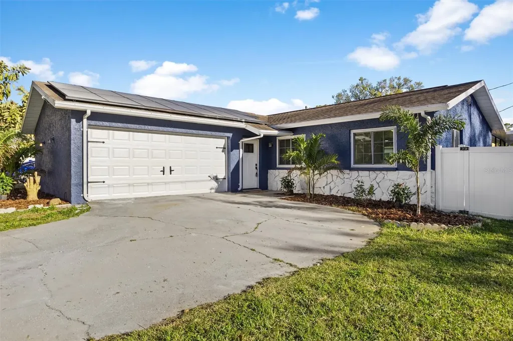 5590 77th Avenue N Pinellas Park FL 33781