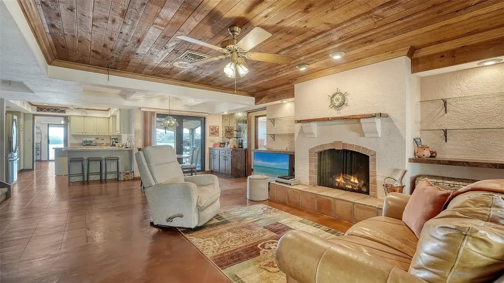 1444 Ridgewood Lane Sarasota FL 34231