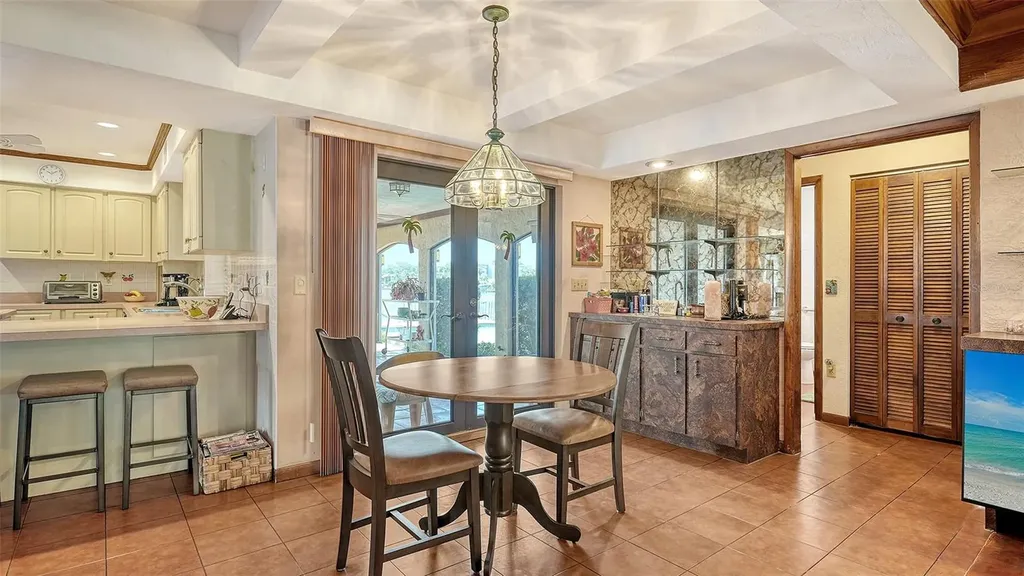 1444 Ridgewood Lane Sarasota FL 34231