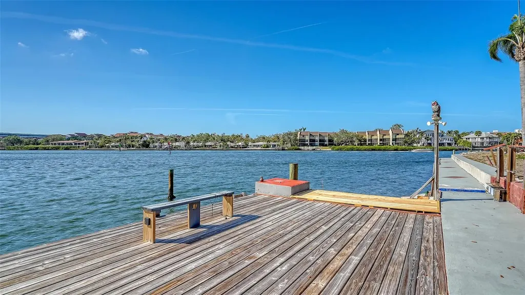 1444 Ridgewood Lane Sarasota FL 34231