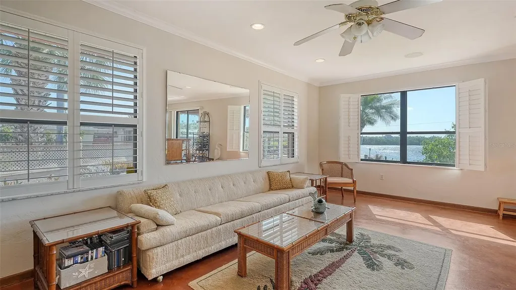 1444 Ridgewood Lane Sarasota FL 34231