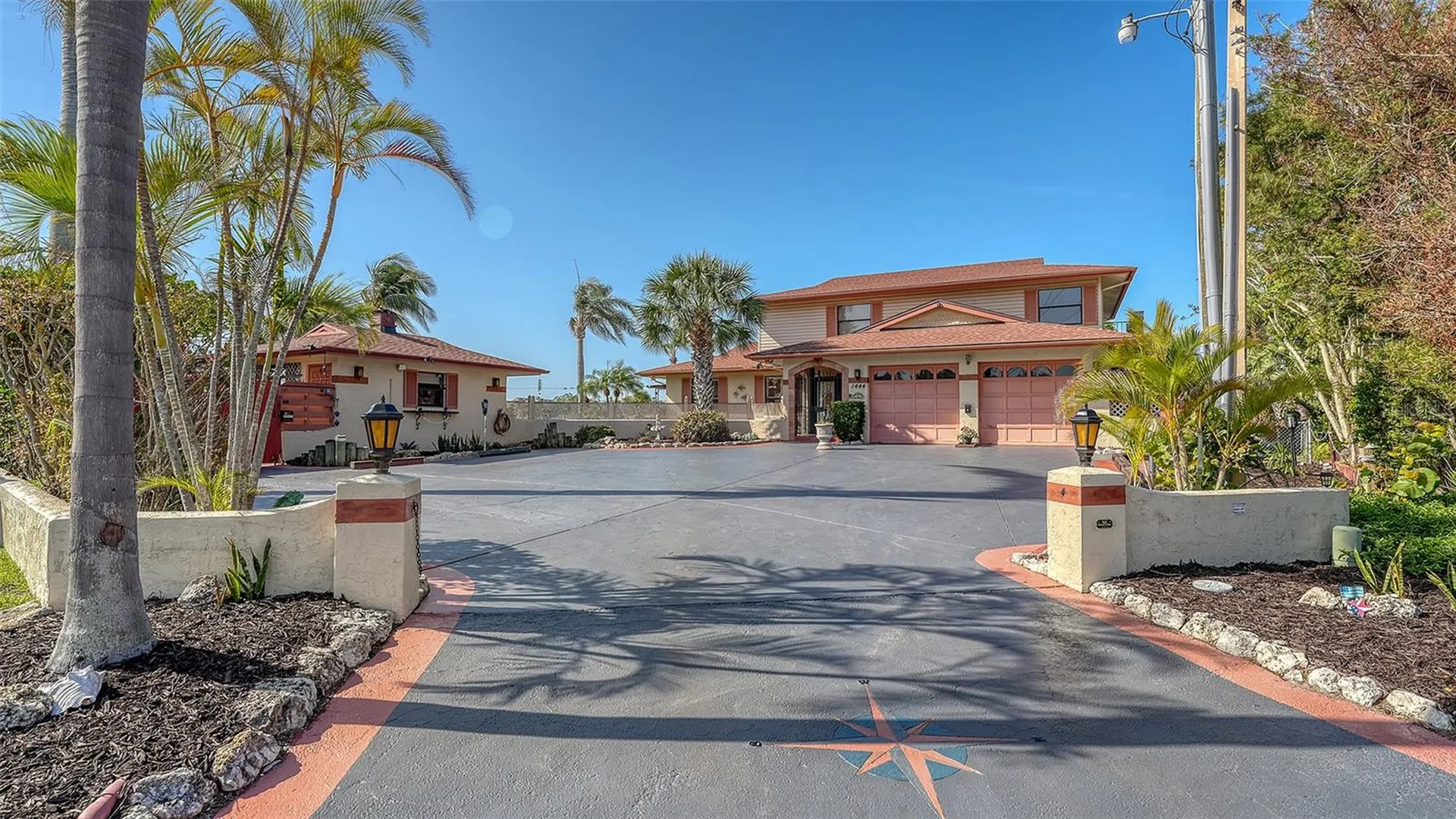 1444 Ridgewood Lane Sarasota FL 34231