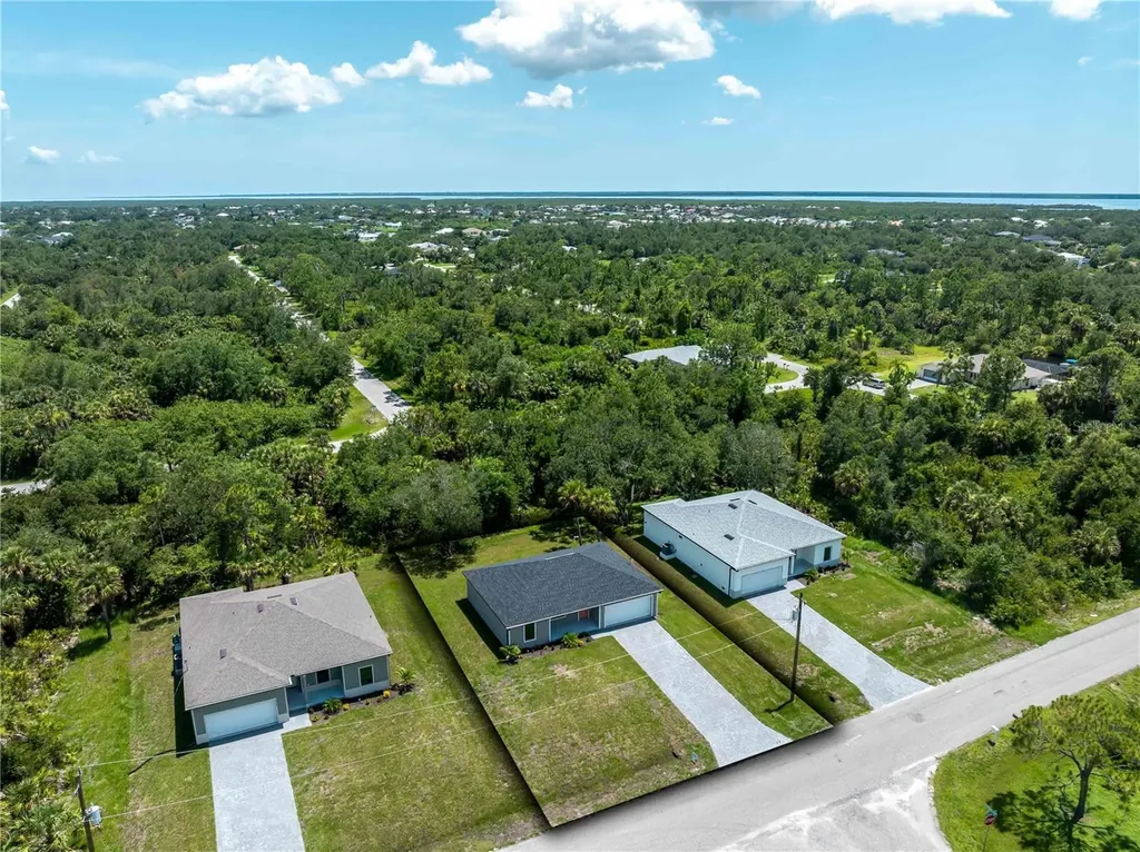 17331 Elmwood Avenue Port Charlotte FL 33948