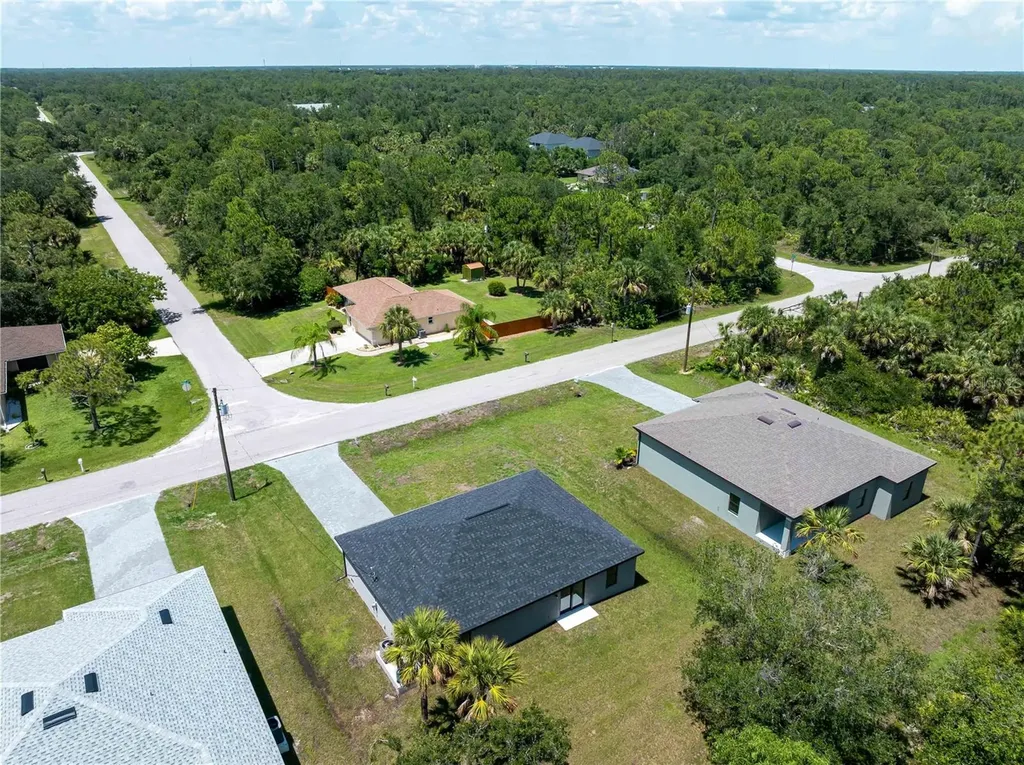 17331 Elmwood Avenue Port Charlotte FL 33948