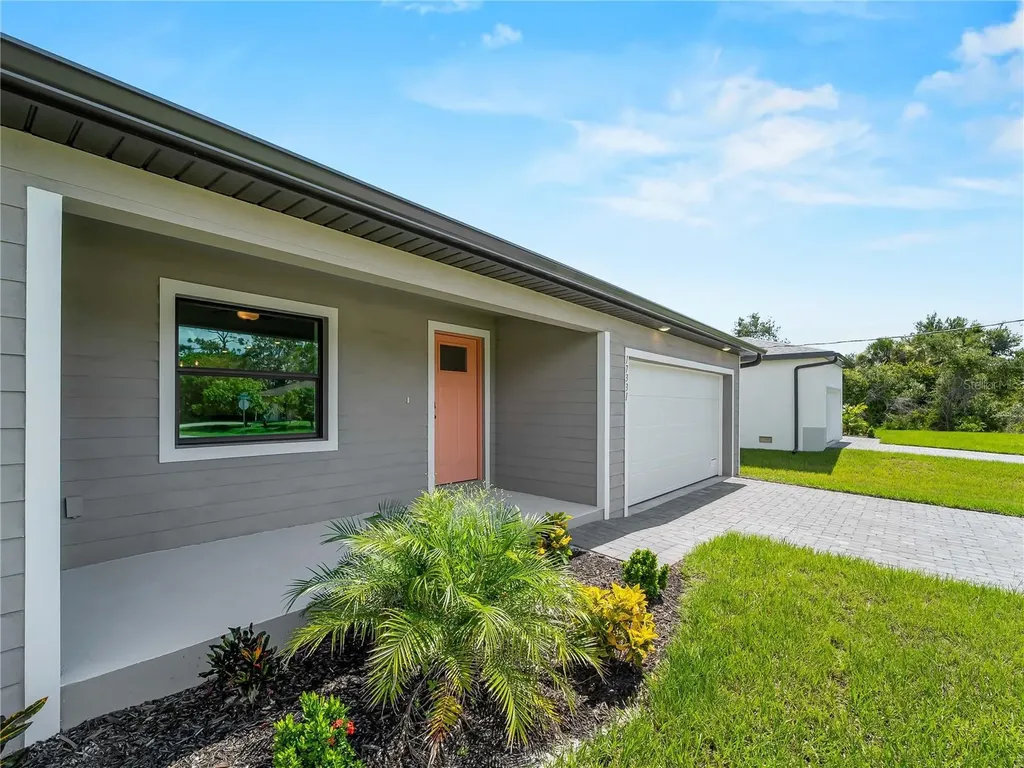 17331 Elmwood Avenue Port Charlotte FL 33948