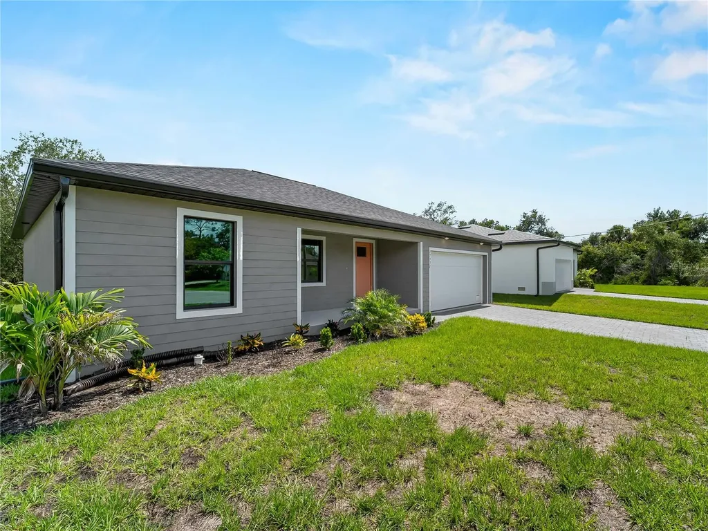 17331 Elmwood Avenue Port Charlotte FL 33948