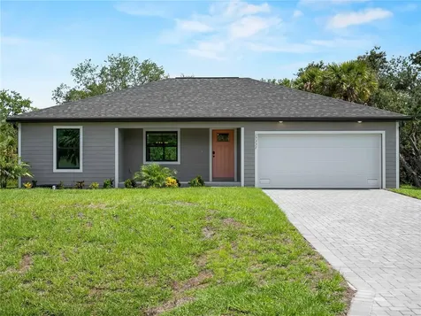 17331 Elmwood Avenue Port Charlotte FL 33948