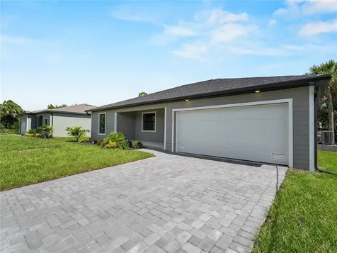 17331 Elmwood Avenue Port Charlotte FL 33948