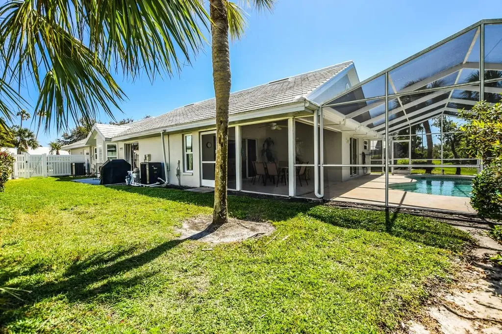782 Harrington Lake Drive N Venice FL 34293