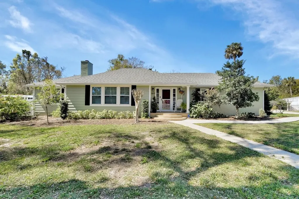435 N Oak Avenue Orange City FL 32763