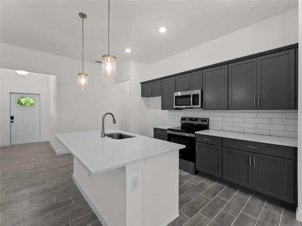17339 Elmwood Avenue Port Charlotte FL 33948