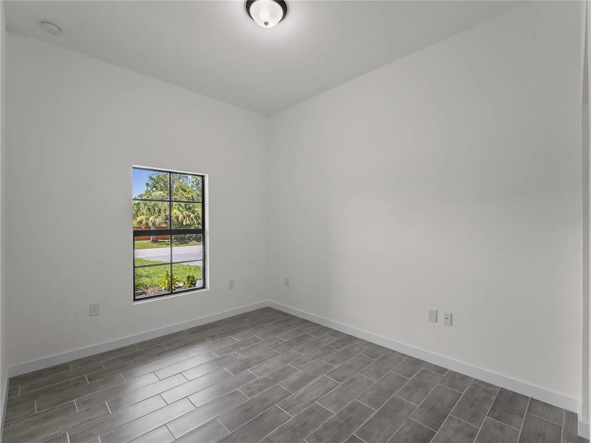 17339 Elmwood Avenue Port Charlotte FL 33948