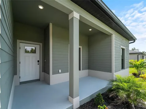 17339 Elmwood Avenue Port Charlotte FL 33948