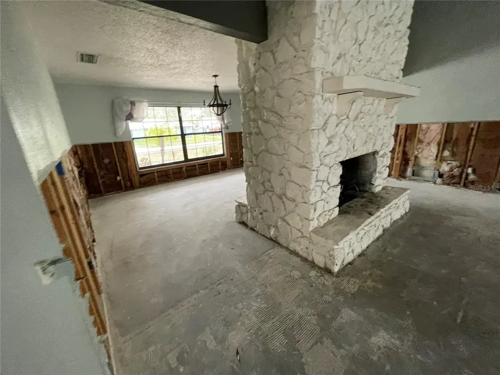 924 Mill Road Lane Port Orange FL 32127