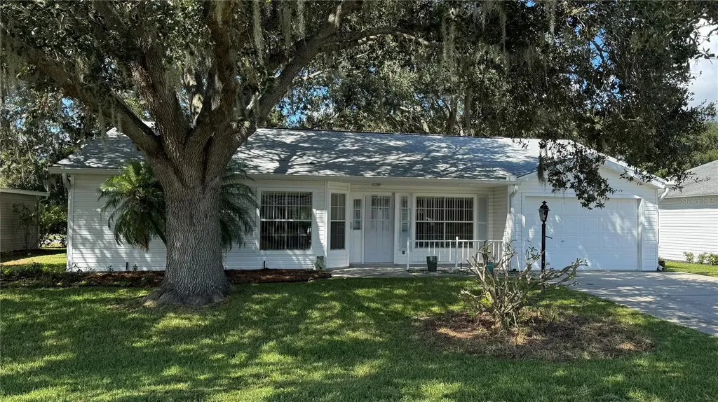 25527 Oak Alley Leesburg FL 34748