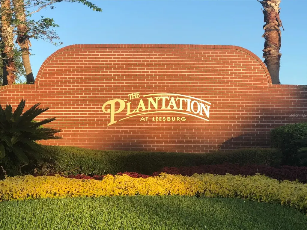 25527 Oak Alley Leesburg FL 34748