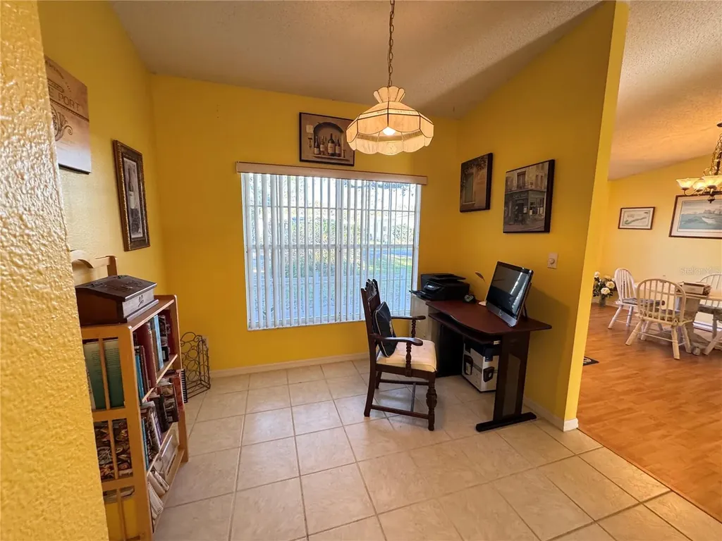 25527 Oak Alley Leesburg FL 34748