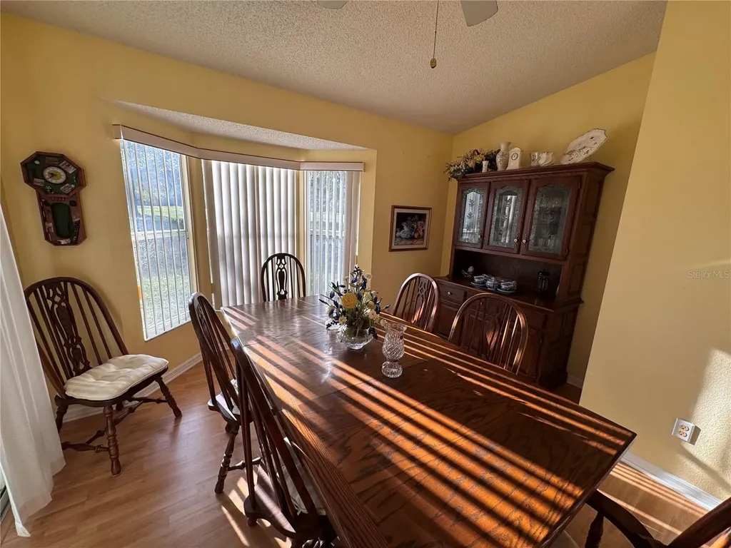 25527 Oak Alley Leesburg FL 34748