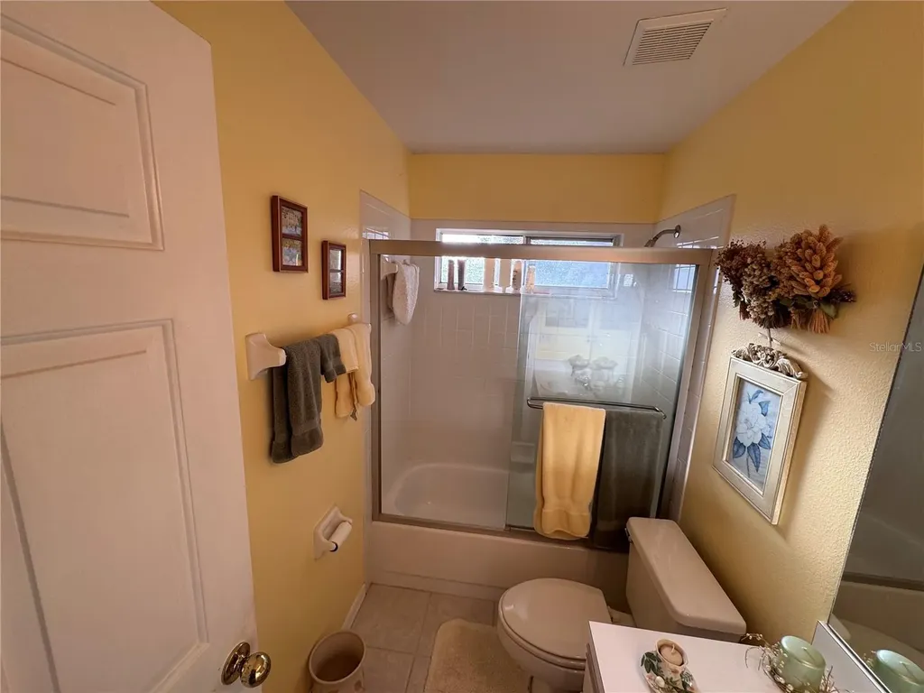 25527 Oak Alley Leesburg FL 34748