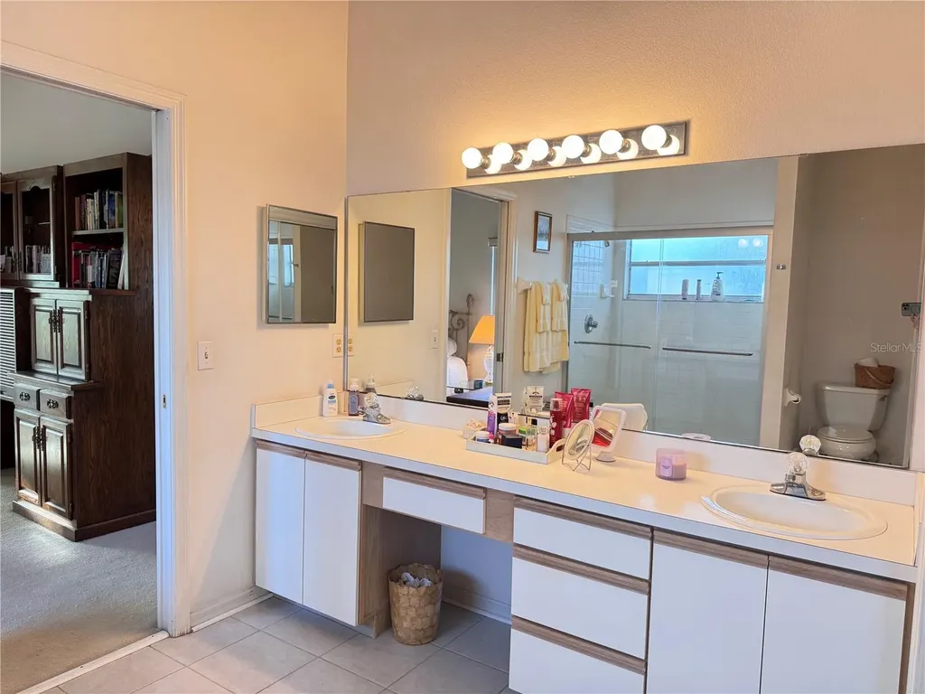 25527 Oak Alley Leesburg FL 34748