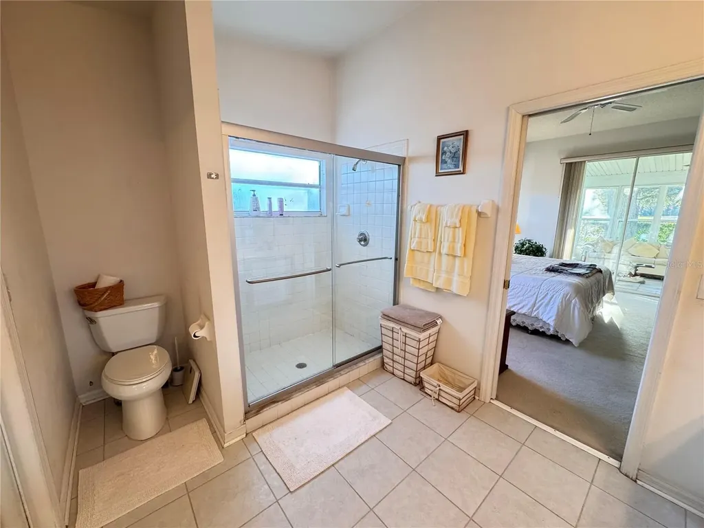 25527 Oak Alley Leesburg FL 34748