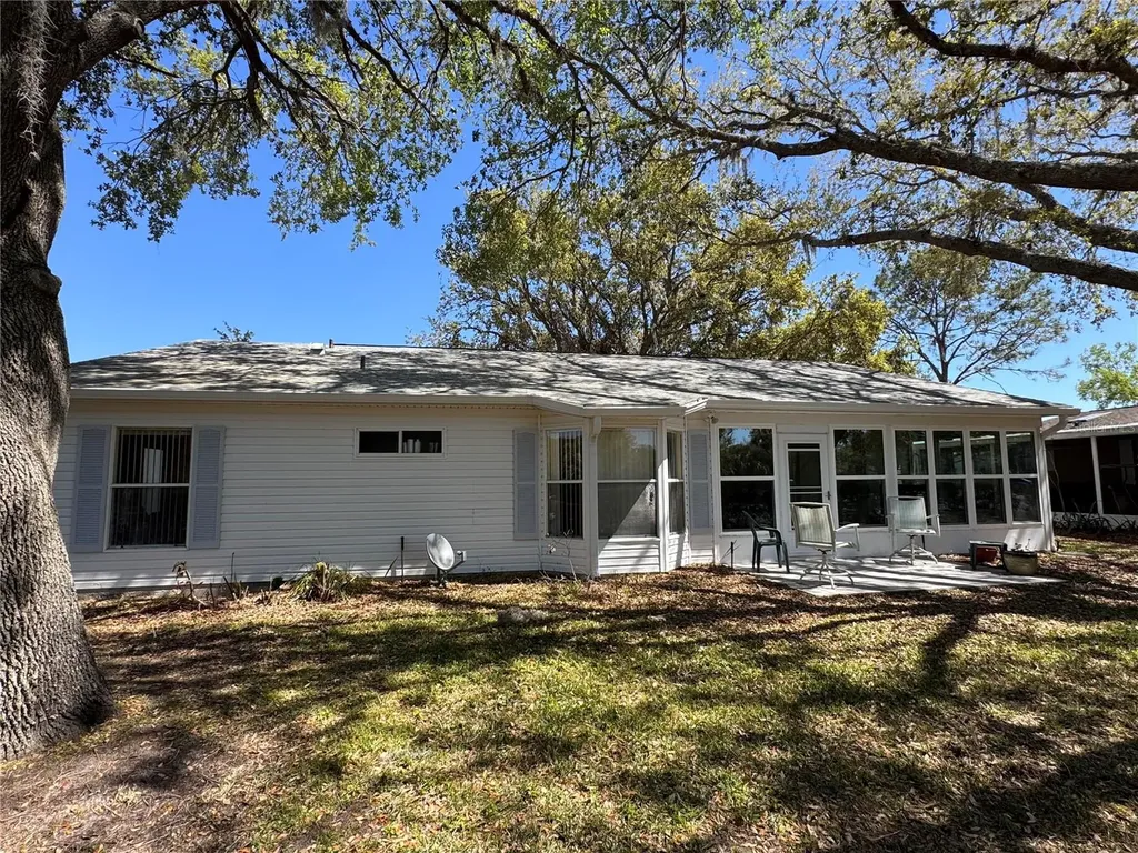 25527 Oak Alley Leesburg FL 34748