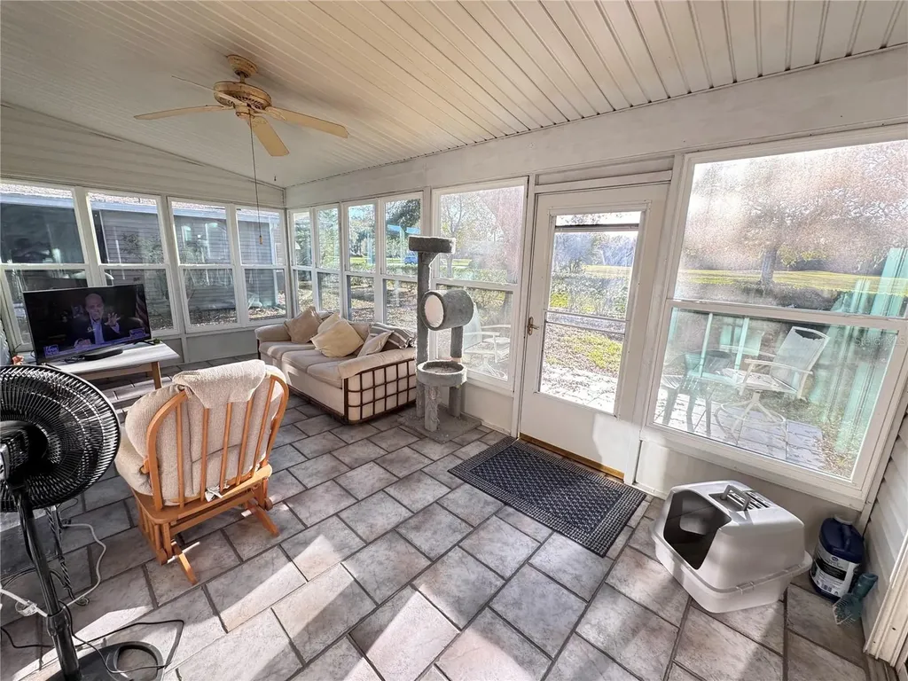 25527 Oak Alley Leesburg FL 34748