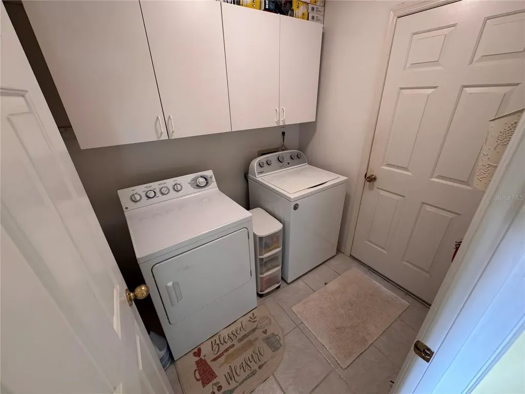 25527 Oak Alley Leesburg FL 34748